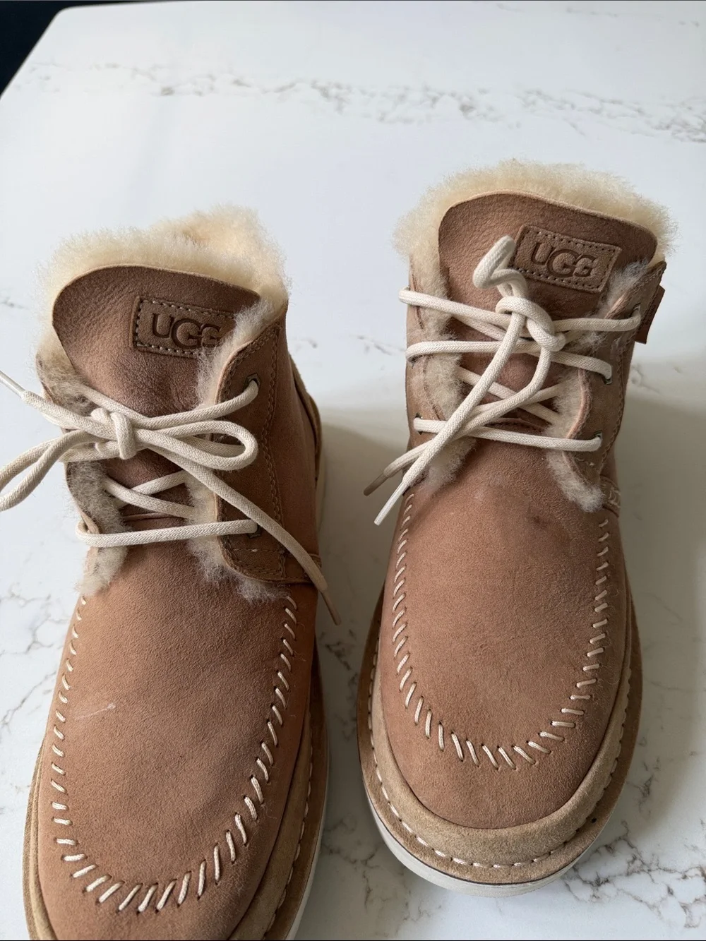 UGG wore 1x